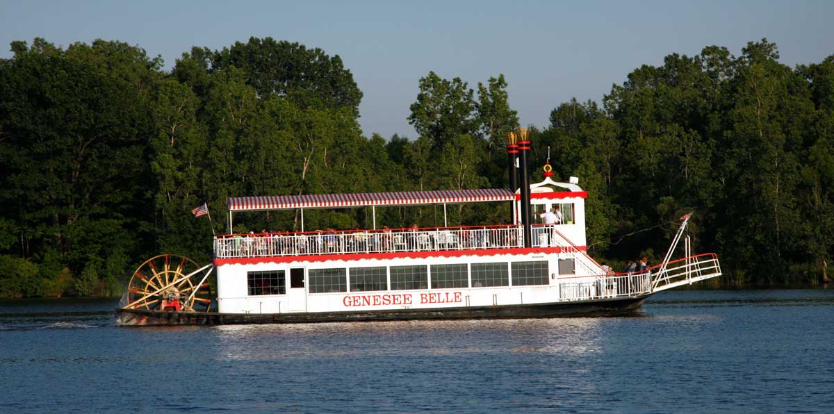 Genesee Belle Paddlewheel Riverboat | Flint and Genesee Chamber of Commerce