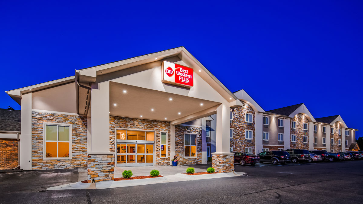 Best Western Plus Flint Airport Inn & Suites | Flint and ...